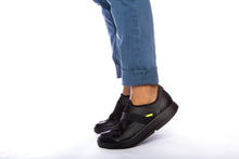 Load image into Gallery viewer, Men's OOmg Fibre Low Shoe - Black &amp; Gray
